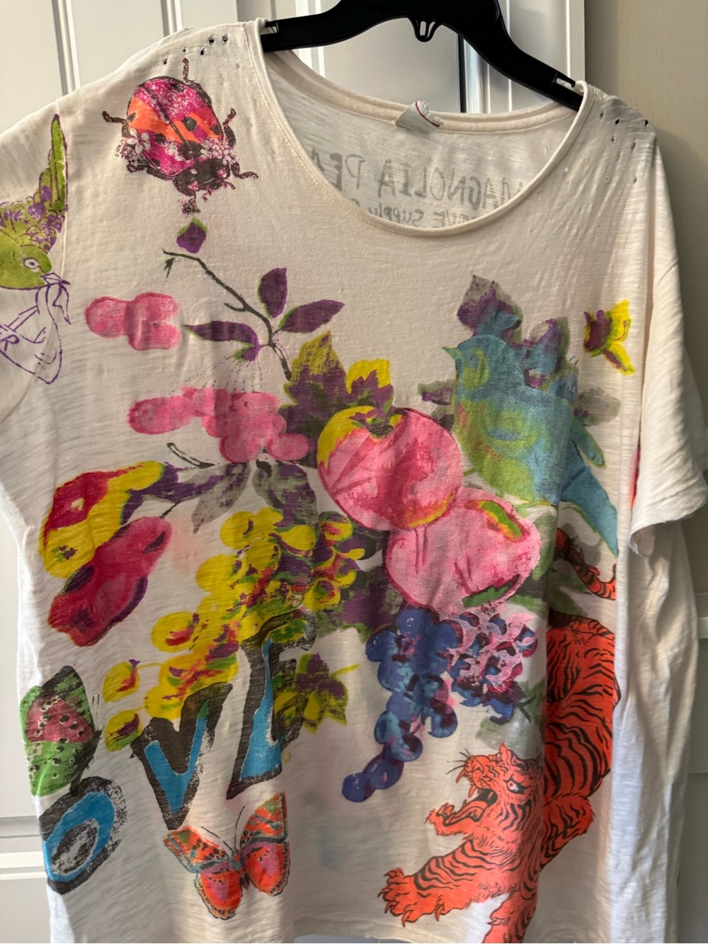 Magnolia Pearl White Tee with tiger snd  Multicolor Print